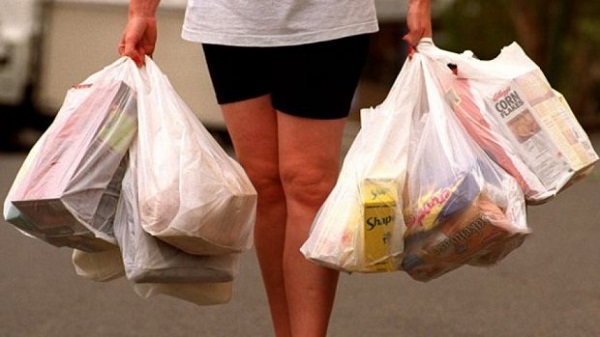 Bioplastik Segera Jadi Standar Kantong Plastik Ekolabel